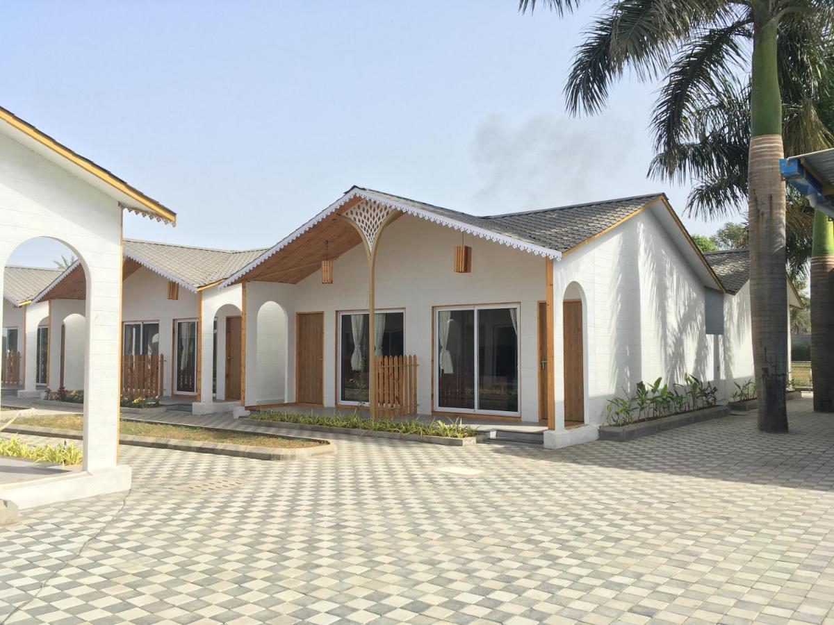 Vits Daman Devka Beach Damão Exterior foto