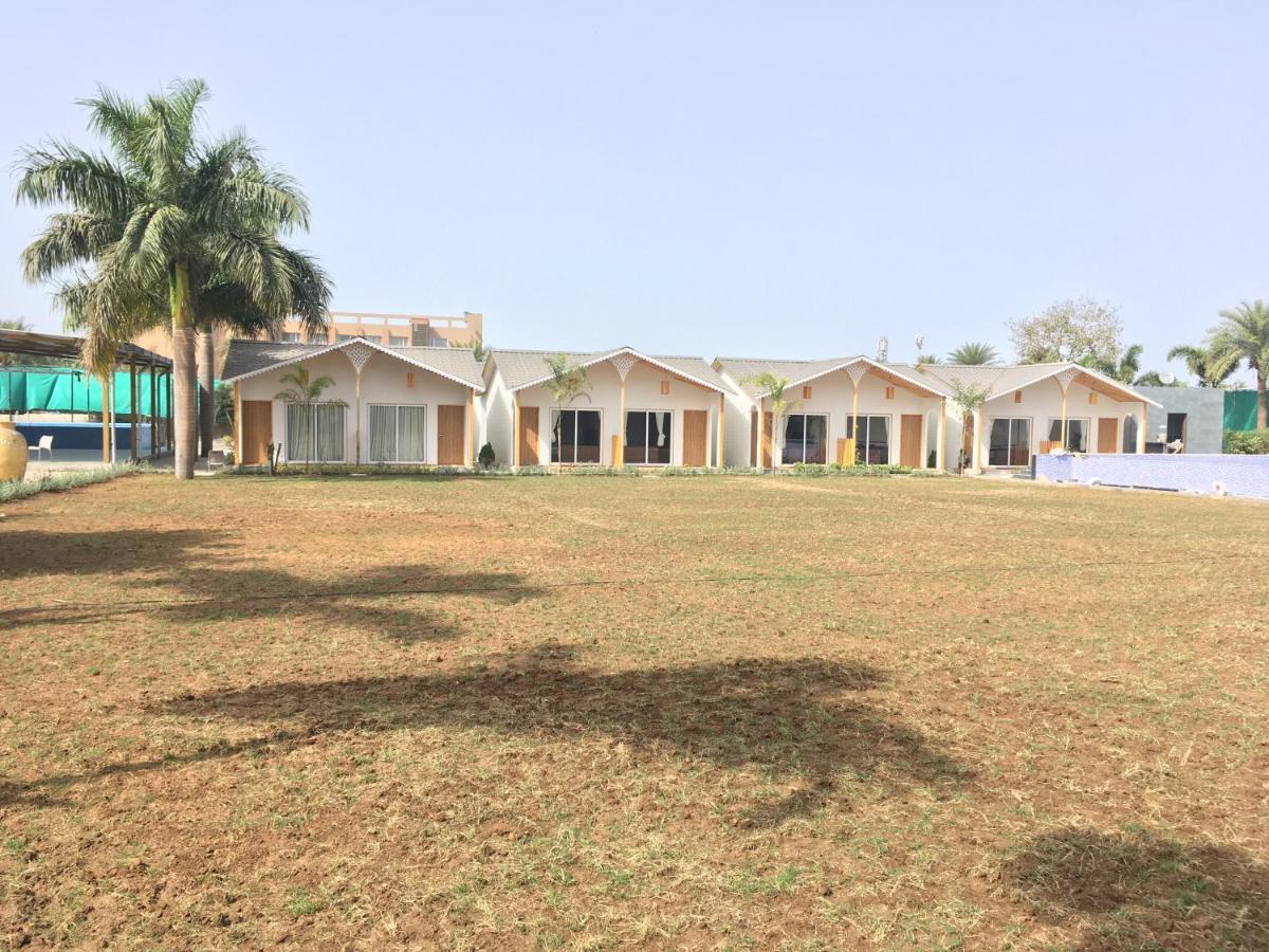 Vits Daman Devka Beach Damão Exterior foto