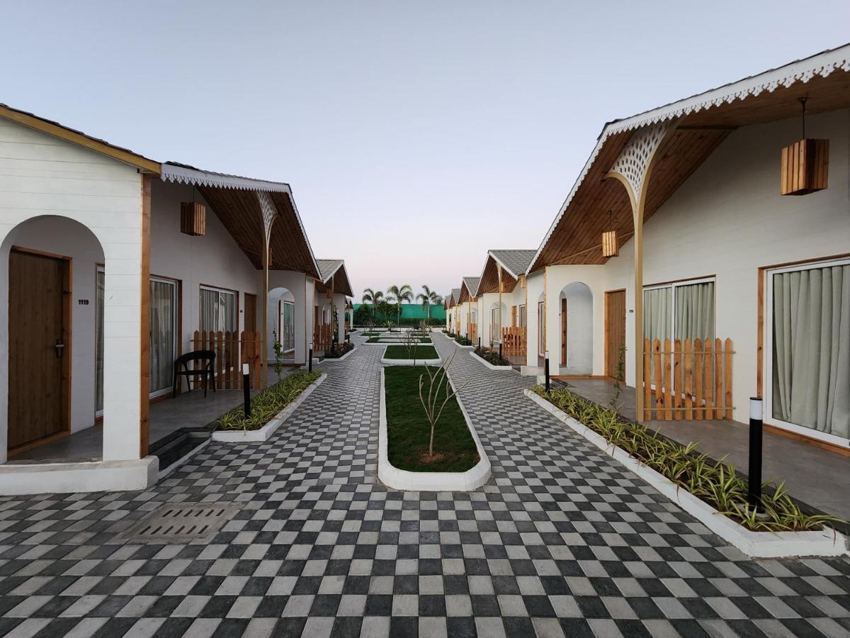 Vits Daman Devka Beach Damão Exterior foto