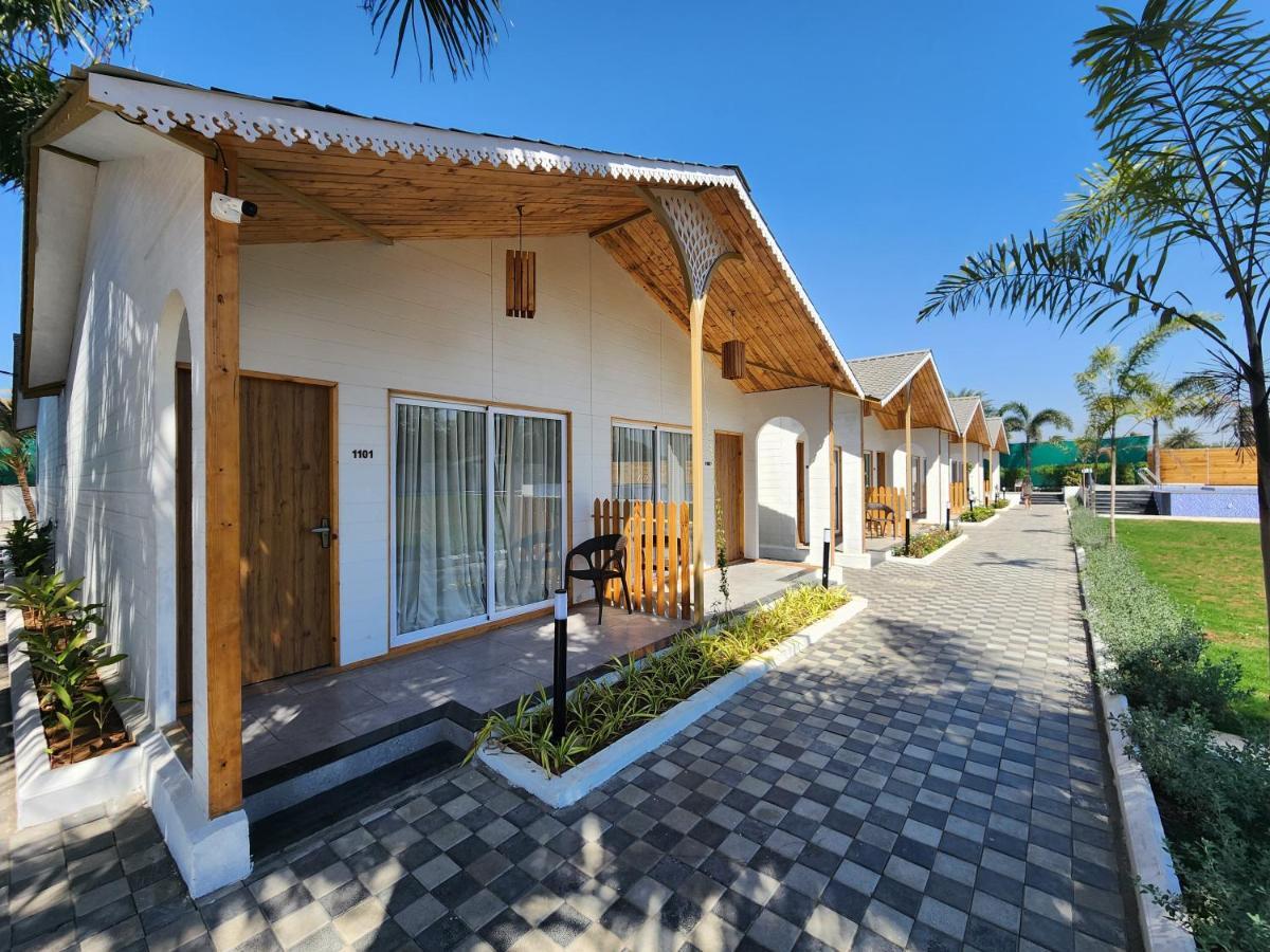 Vits Daman Devka Beach Damão Exterior foto