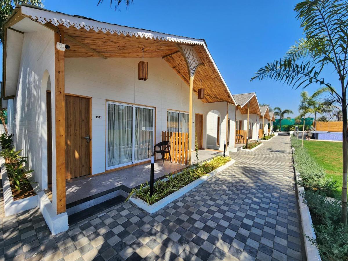Vits Daman Devka Beach Damão Exterior foto